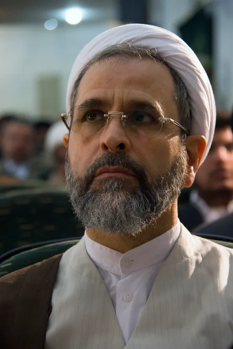 Informații contradictorii despre liderul interimar Alireza Arafi în Iran.