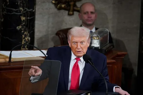 Donald Trump discută despre conflictul cu Iranul în fața Congresului.