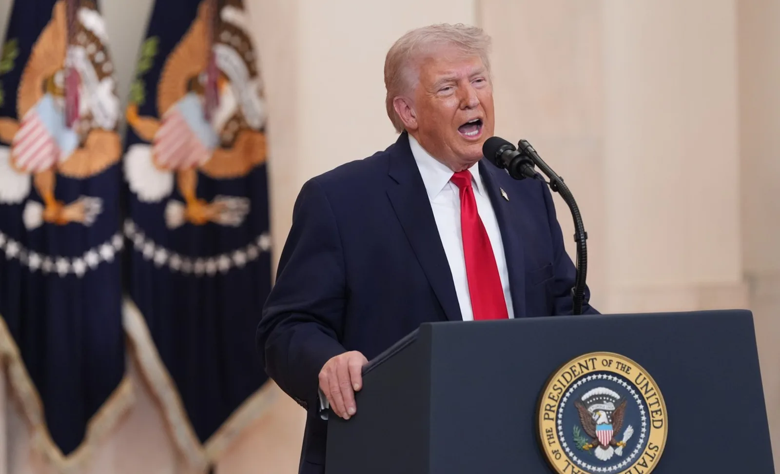 Donald Trump vorbește despre NATO și criza din Strâmtoarea Ormuz.