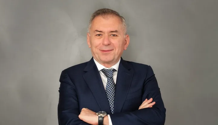 Horia Ciorcilă, președintele Băncii Transilvania, discutând despre emisiunea de obligațiuni.