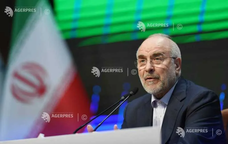 Mohammad Bagher Ghalibaf discută despre negocierile cu SUA la o conferință de presă.