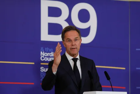Mark Rutte discută despre cheltuielile de apărare și acordurile bilaterale.