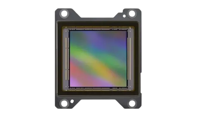 Senzor de imagine IMX928 cu un design compact și avansat.