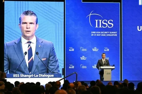 Pete Hegseth discută despre securitatea Europei la un summit internațional.
