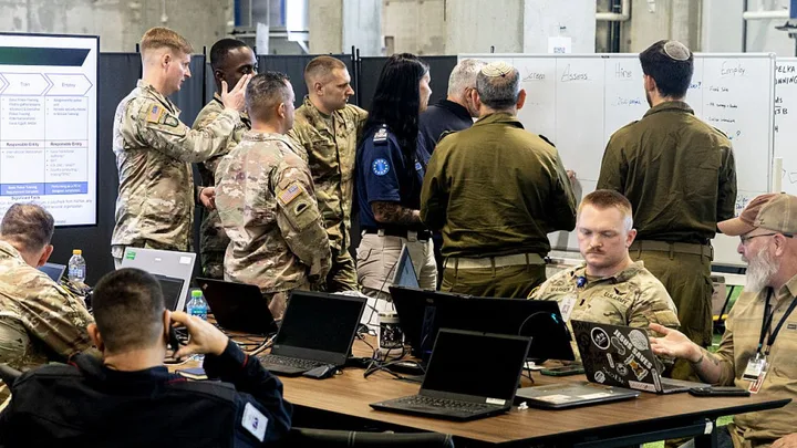 Reuniune militară cu strategii pentru acțiuni în Orientul Mijlociu.