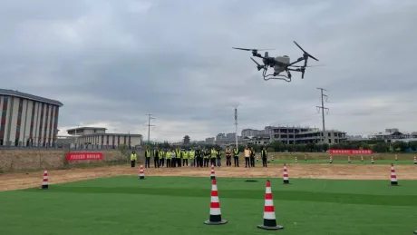 Sistem inovator de alimentare a dronelor prin microunde în zbor.