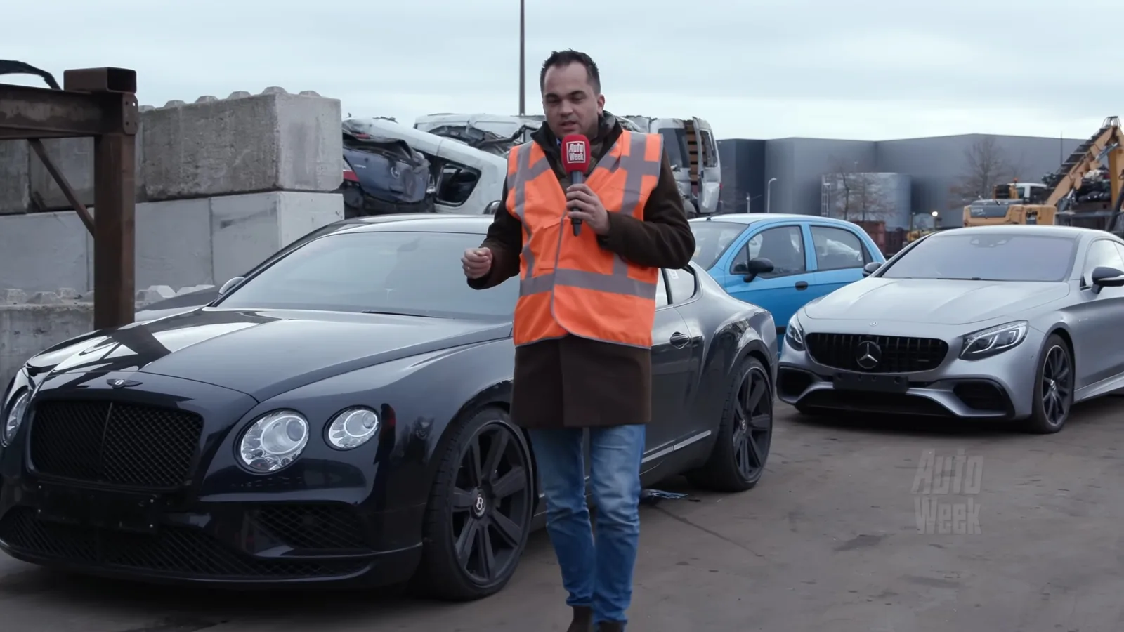 Mașini de lux distruse în Olanda după implicarea în infracțiuni grave.