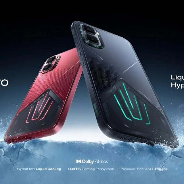 Telefonul GT 50 Pro cu design modern și răcire lichidă avansată.