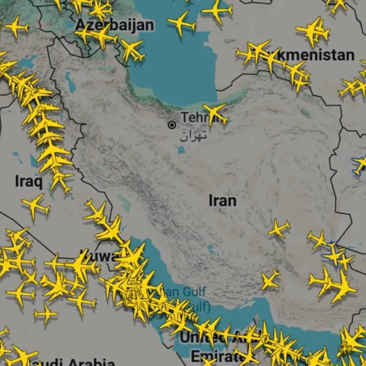 Harta cu zboruri deasupra Golfului Persic în contextul evacuărilor