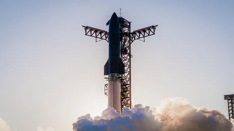 Starship de la SpaceX pregătit pentru misiuni viitoare spre Marte.