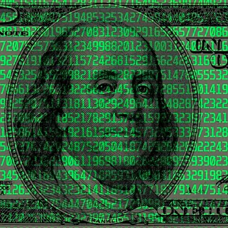 Bancnote de dolari pe fundal digital, simbolizând atacuri cibernetice.