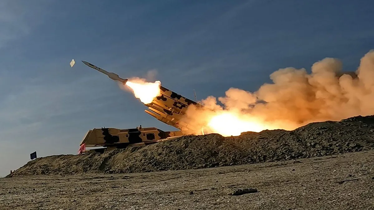 Lansare de rachetă balistică în cadrul operațiunii Epic Fury.