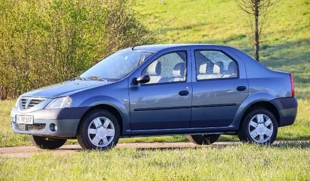 Dacia Logan 2006, un model accesibil și practic pentru piața second-hand.