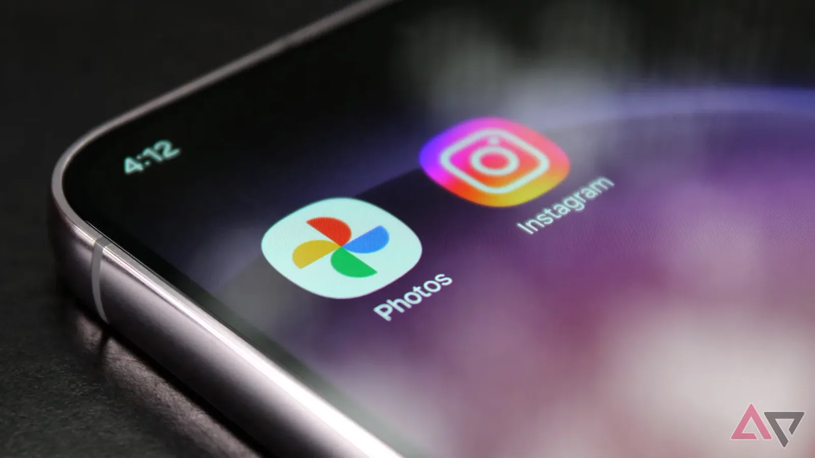 Noua funcție de retușare din Google Photos îmbunătățește rapid fotografiile utilizatorilor.