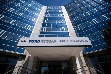 Sediul Ford Otosan din Craiova, un important jucător în industria auto.