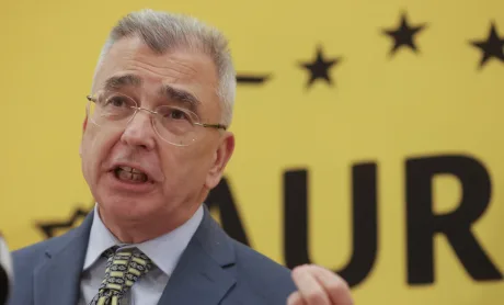 Petrișor Peiu discută despre promovarea firmelor de IT în fața Guvernului.