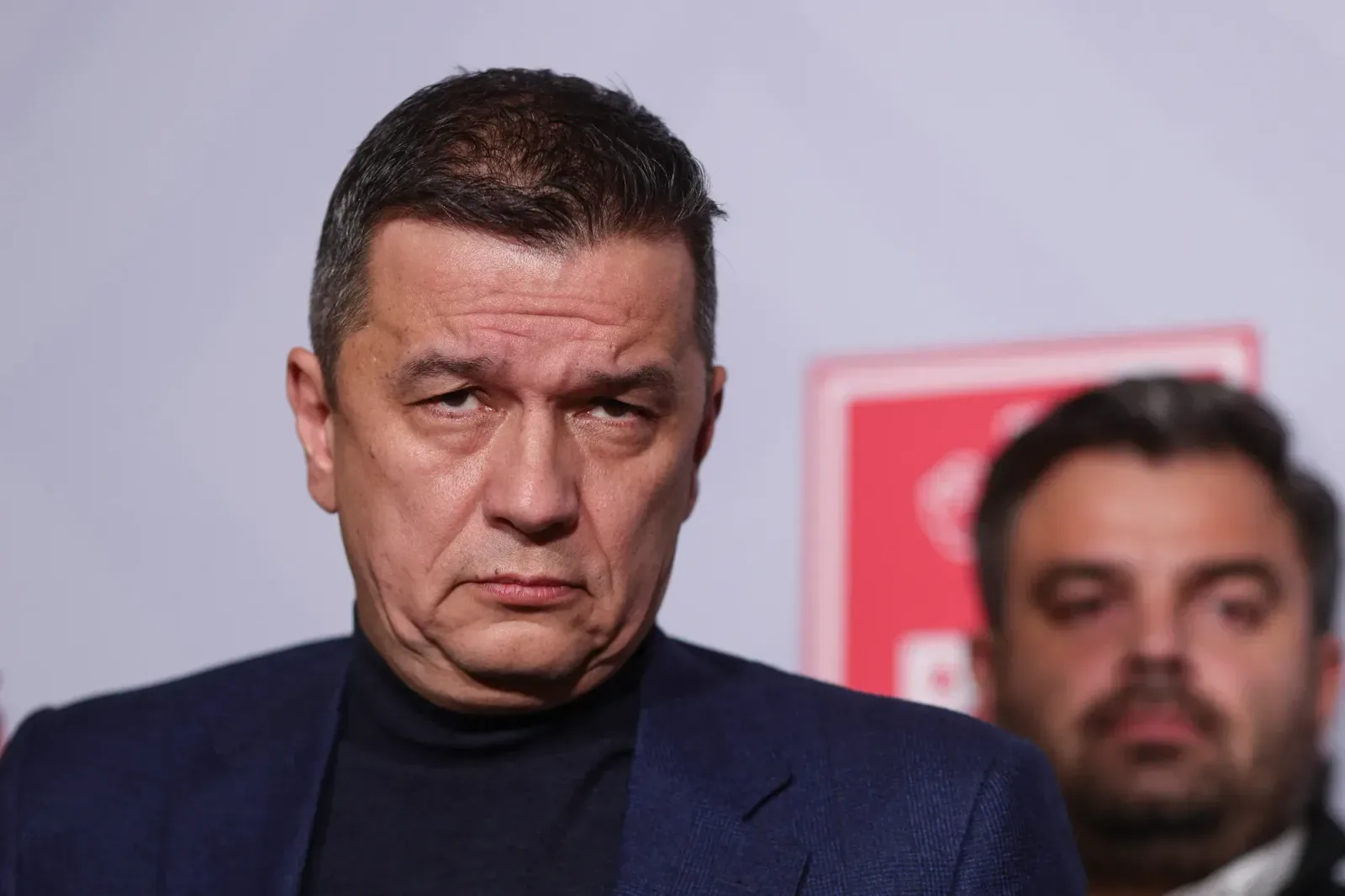 Sorin Grindeanu discută despre alegeri anticipate și instabilitate guvernamentală.