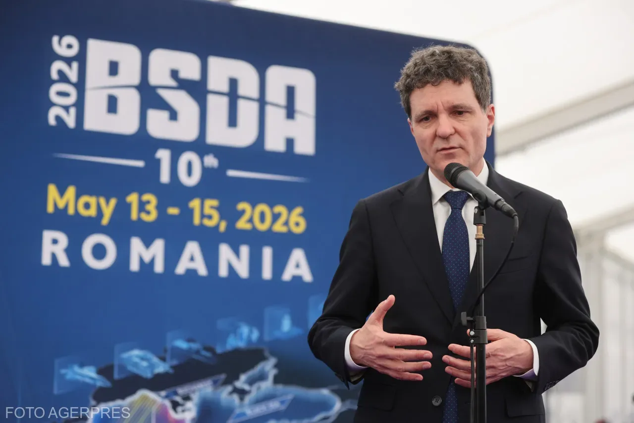 Nicușor Dan discută despre majoritatea parlamentară necesară pentru noul guvern.