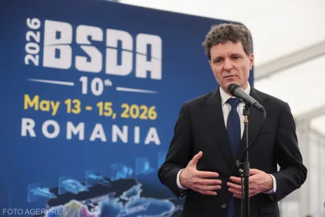 Nicușor Dan discută despre majoritatea parlamentară necesară pentru noul guvern.