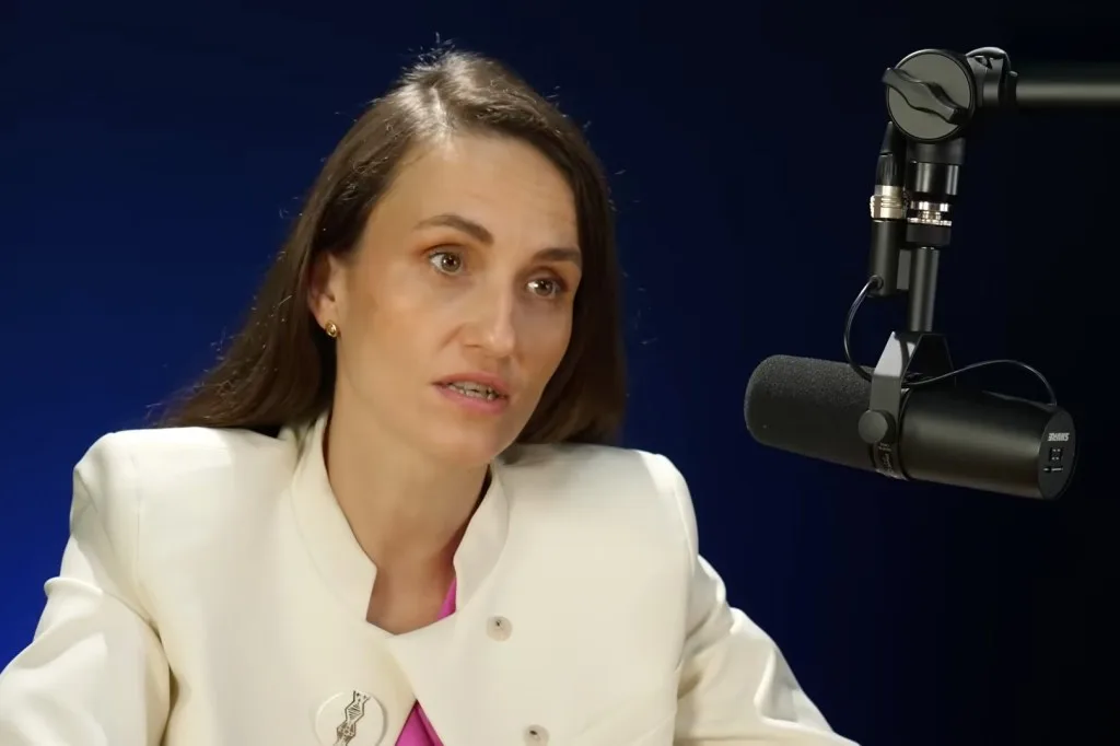 Oana Țoiu discută despre securitatea navigației în Strâmtoarea Ormuz.