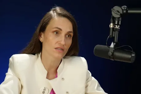 Oana Țoiu discută despre securitatea navigației în Strâmtoarea Ormuz.