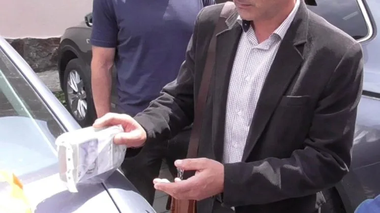 Primarul prins în flagrant cu mită legată de fonduri europene.