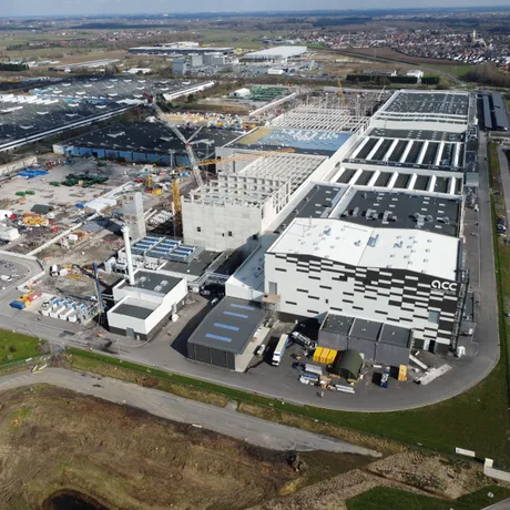 Fabrica ACC din Germania, abandonată, afectează industria bateriilor electrice.