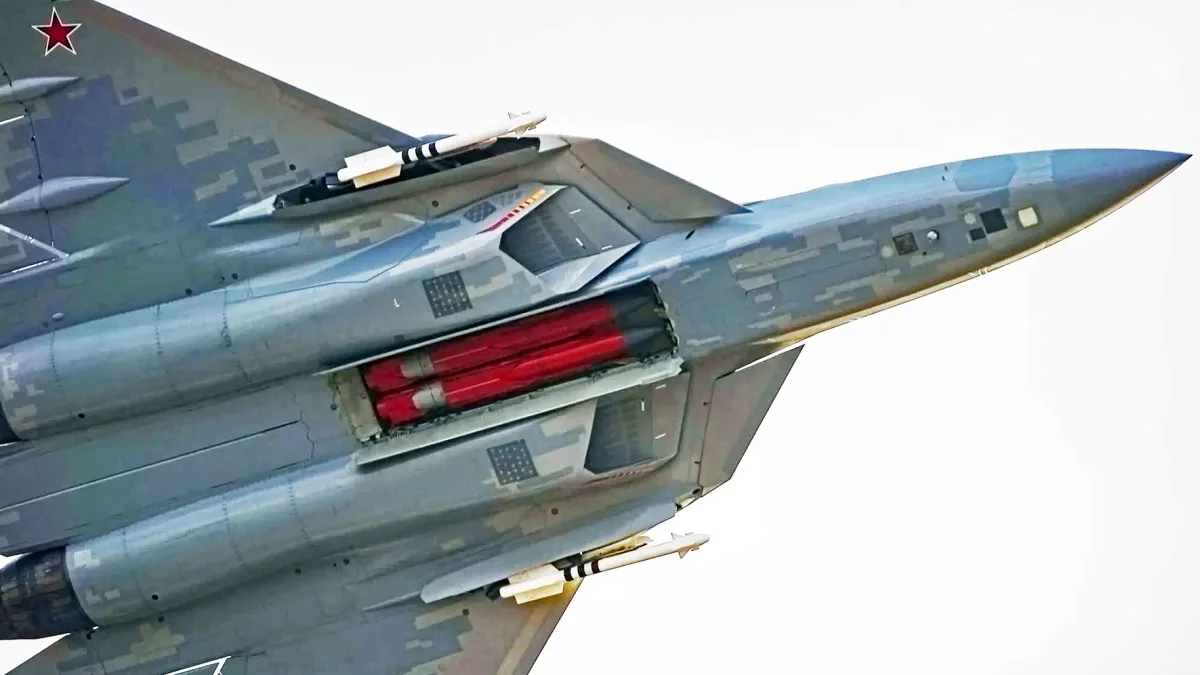 Avion Su-57 cu armament modernizat și sisteme de bord actualizate