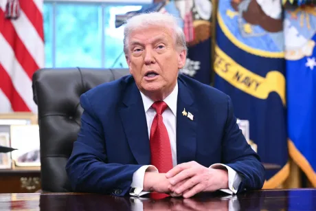 Donald Trump discută despre posibile acorduri de pace cu Iranul.