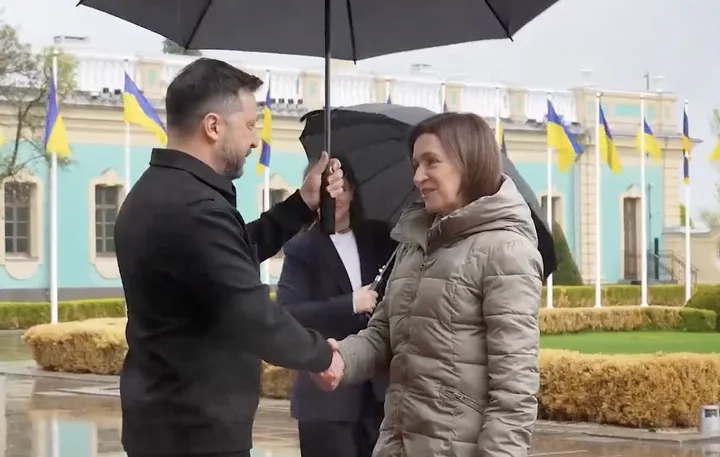 Zelenski și Sandu discută despre integrarea rapidă a Ucrainei și Moldovei în Uniunea Europeană.