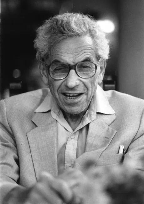 Paul Erdős, matematician cunoscut pentru problemele sale celebre.