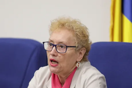 Avocatul Poporului discută despre reforma administrației publice și impactul acesteia.