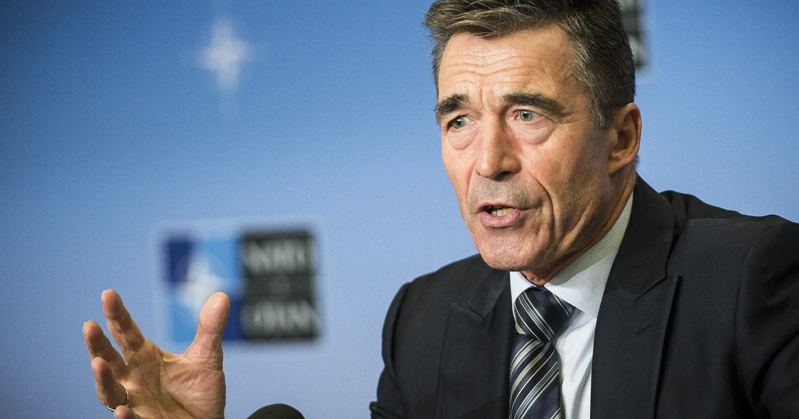 Anders Fogh Rasmussen discută despre apărarea europeană și provocările actuale.