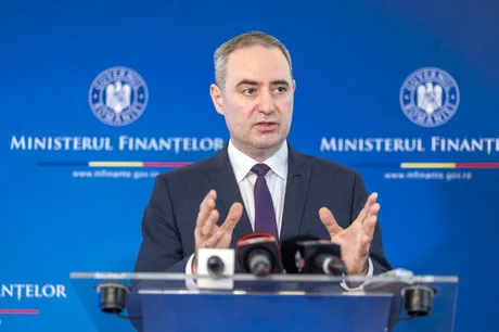 Discuții despre deficitul bugetar și pachetele legislative în coaliția guvernamentală.