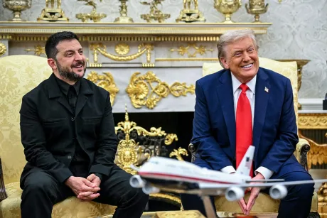 Discuții între liderii ucraineni și americani pentru pacea în Ucraina.