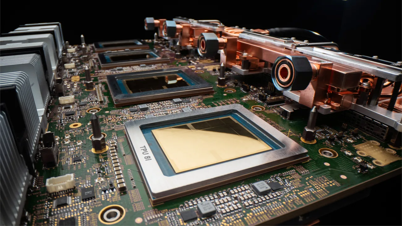 Cipuri TPU 8t și TPU 8i pentru performanță AI îmbunătățită.