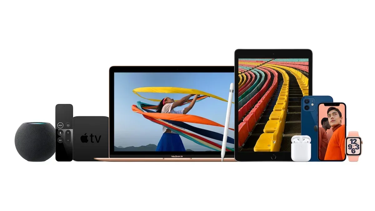 Produse Apple expuse pentru aniversarea de 50 de ani.