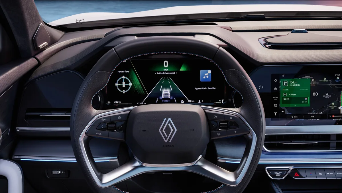 Interiorul modern al Renault Filante, cu ecrane digitale avansate.