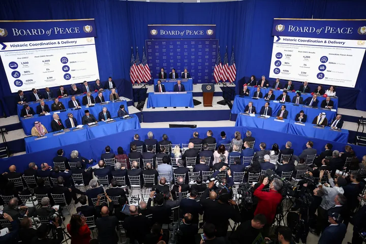 Întâlnire a Consiliului de Pace pentru discuții despre dezarmarea Hamas.