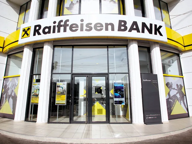 Raiffeisen Bank oferă un cont gratuit în forinți pentru clienți din România și Ungaria.