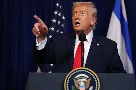 Democrații solicită măsuri urgente împotriva amenințărilor lui Trump la adresa Iranului.