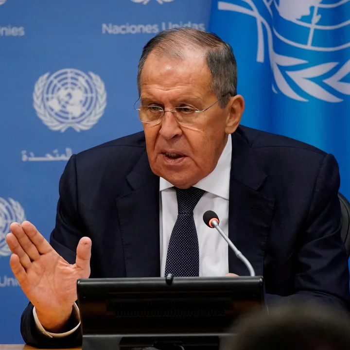 Serghei Lavrov discutând despre desfășurarea trupelor occidentale în Ucraina.