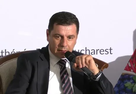 Emil Dumitru discută despre reglementările pieței agroalimentare europene.