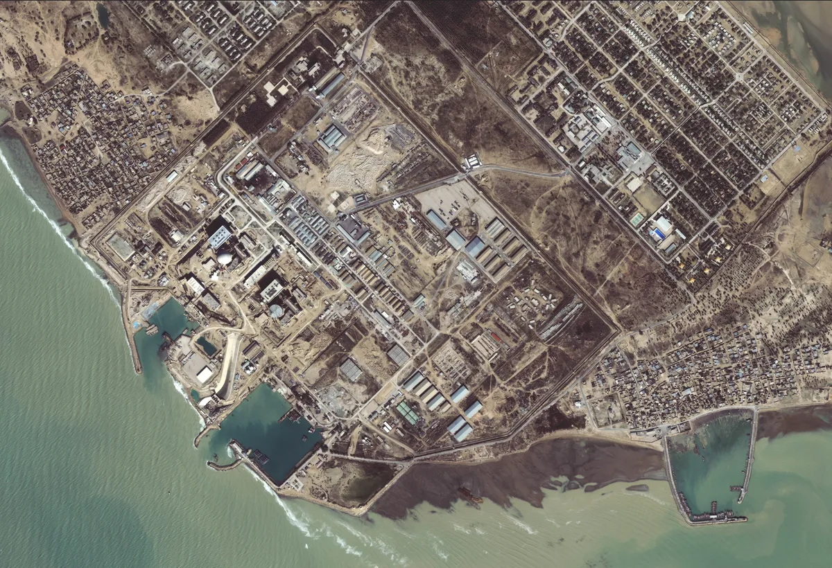 Centrala nucleară din Bushehr, Iran, în contextul evacuării angajaților.