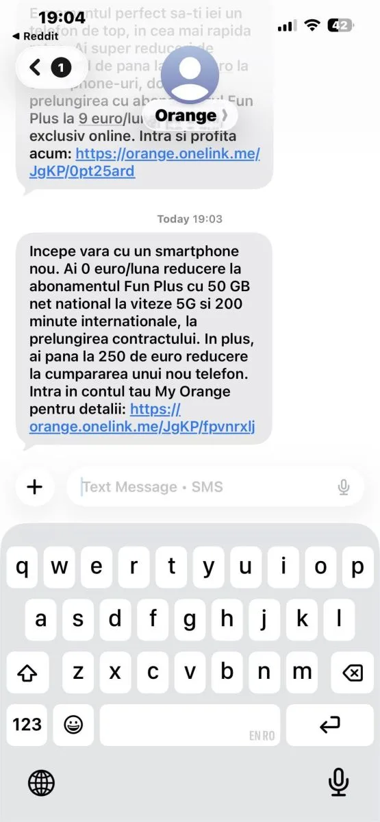 Reduceri la telefoane pentru clienții care își prelungesc contractul Orange.