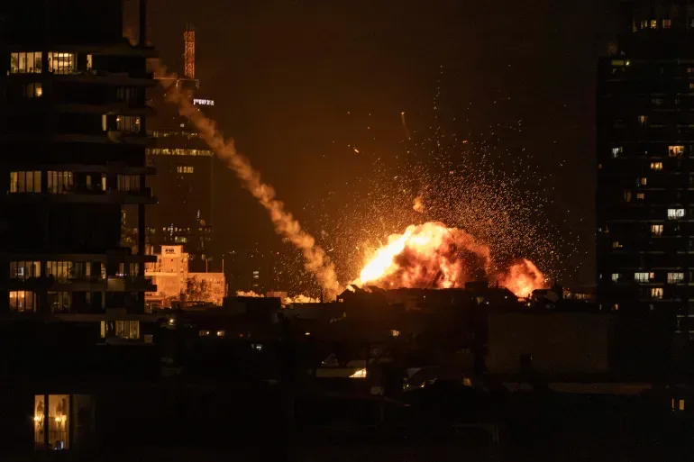 Explozie puternică la complexul petrochimic, cu victime și intervenții de urgență.