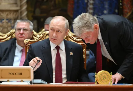 Discuții tensionate între liderii Rusiei și oficialii ucraineni.