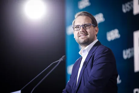 Dominic Fritz discută despre negocierile guvernamentale și poziția USR față de PSD.