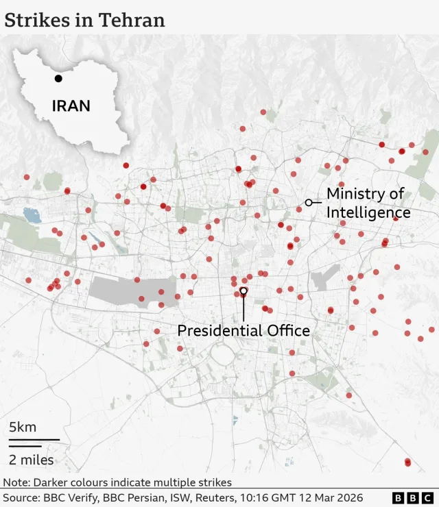 Harta atacurilor aeriene în Teheran, evidențiind zonele afectate.