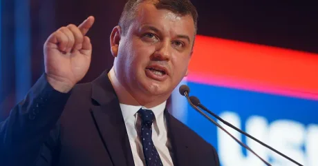 Eugen Tomac discută despre necesitatea unui nou guvern în România.